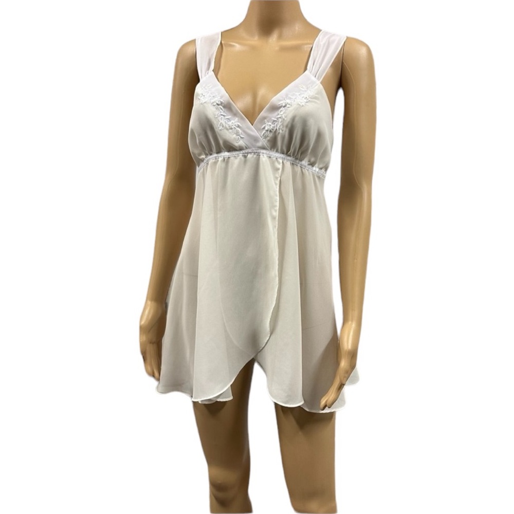Anthropologie Flora Nikrooz Chemise Lingerie Ivory Embroidered Sequin Neckline M